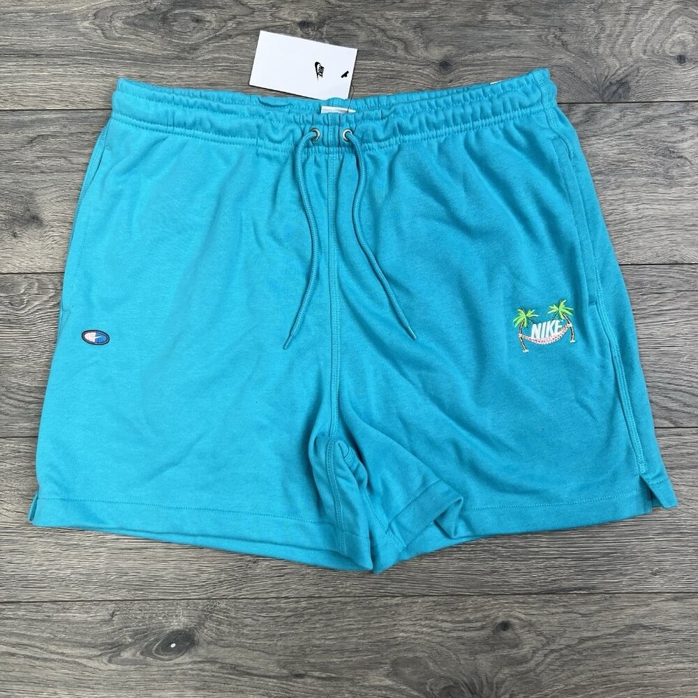 Nike Shorts Size Medium Mens White Dusty Cactus Blue Club FT Flow Vibes